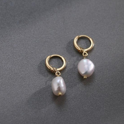 Earrings for WomenWeight :4g
Color : Gold
Size :2.8 CM +1.2 CM

 
 


 
  


 


 


 
  
 
ESAAS Merch DesignDesigns by SAASEarrings
