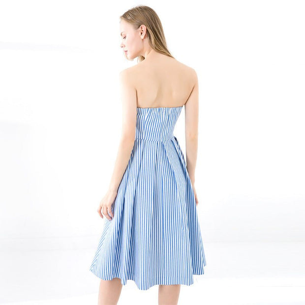 Blue And White Striped Mid-length Bow-knot Tube Top Dress
 Product information:
 
 Material: Cotton
 
 Style: Simple
 
 Features: splicing
 
 Colour: Picture color
 
 
 Size Information:
 
 Size: XS/S/M/L
 
 
 
 Note:


 
0Designs by SAASDesigns by SAASBlue