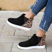 Leopard Print Flats Women V Cutout Elastic Band Shoes
 Product Information:
 
 Popular element: Stitching
 
 Toe shape: round toe
 
 Upper material :suede


 Style: Casual
 
 Applicable gender: Female
 


 Sizes :35,36kSAAS Merch DesignDesigns by SAASLeopard Print Flats Women