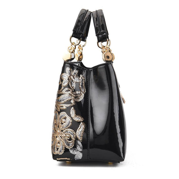 Fashion Sequins Handbags Women Shoulder Bags For Party Wedding Bridal 
 Product information:
 


 Style: retro
 
 Material: PU
 
 Luggage trend style: platinum bag
 
 Bag size: large
 
 Popular elements: embroidery, sequins, sewing thrASAAS Merch DesignDesigns by SAASFashion Sequins Handbags Women Shoulder Bags