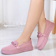 Chain Flats Shoes For Women Slip On Round Toe Comfortable Shoes
 Overview:
 
 Unique design, stylish and beautiful.
 
 Good material, comfortable feet.
 
 A variety of colors, any choice.
 
 
 Specification:
 


 Style: leisure
kSAAS Merch DesignDesigns by SAASRound Toe Comfortable Shoes