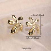 Fashion Metal Flower Earrings For Women
 Product information:
 
 Treatment Process: Electroplating
 
 Color: gold, silver
 
 Applicable population: Female
 
 Material: Alloy
 
 Size: adjustable opening


ESAAS Merch DesignDesigns by SAASFashion Metal Flower Earrings