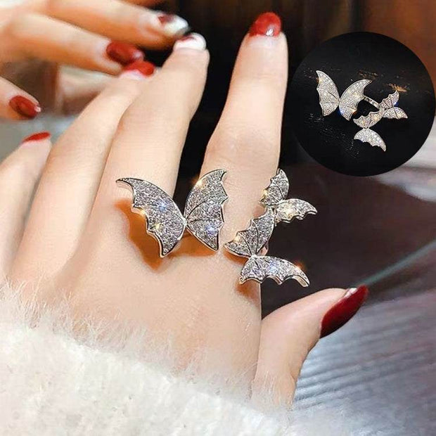 Turnable Anxiety Rings With Bead Relieve Stress Rings For Women Men
 Product Information:
 
 Type: Ring, ring
 
 Material: Copper
 
 Style: Insect
 
 Treatment process: electroplating
 
 Style: Female
 
 Color: White Gold, Rose GoldWSAAS Merch DesignDesigns by SAASBead Relieve Stress Rings