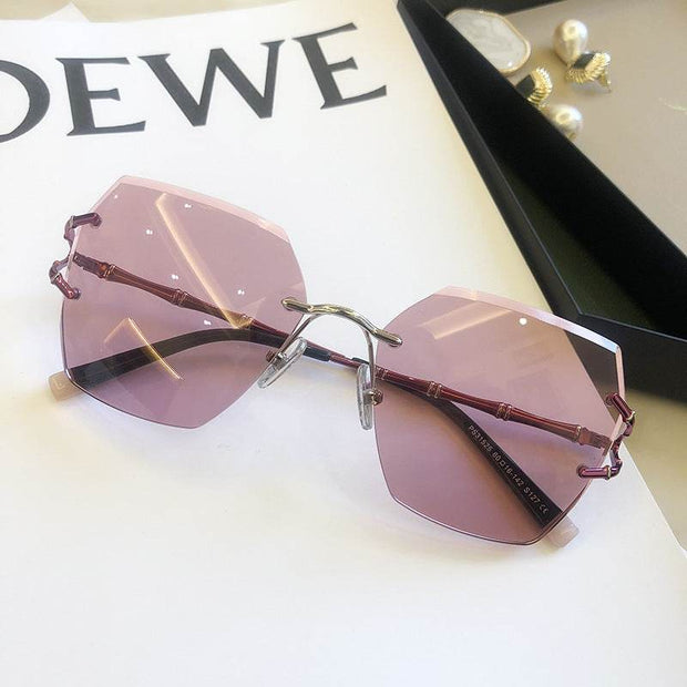 New Rimless Cut Edge Sunglasses For Women
 


 
 
 Product information:
 
 Glasses structure: frame
 
 Polarizing or not: Yes
 
 Lens material: resin
 
 Style: elegant
 
 Frame material: Metal
 
 UV resistaMSAAS Merch DesignDesigns by SAASRimless Cut Edge Sunglasses